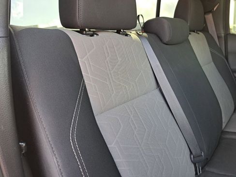 Used 2022 Toyota Tacoma TRD Sport image 22