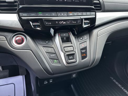 Certified 2026 Honda Odyssey EX-L image 17