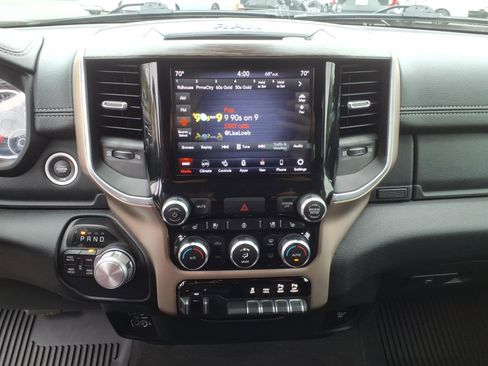 Used 2020 RAM 1500 Laramie AWD/4WD image 19