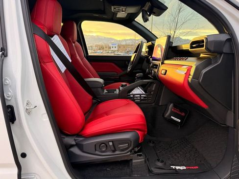 Used 2025 Toyota Tacoma TRD Pro image 29