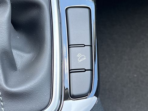 New 2026 Kia Seltos S FWD image 11