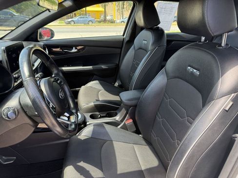 Used 2021 Kia Forte GT-Line FWD image 11