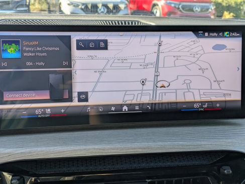 Used 2025 BMW 430i Convertible w/ Premium Package image 20