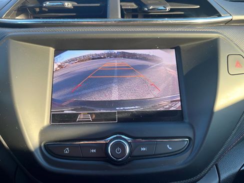 Used 2023 Chevrolet TrailBlazer RS image 27