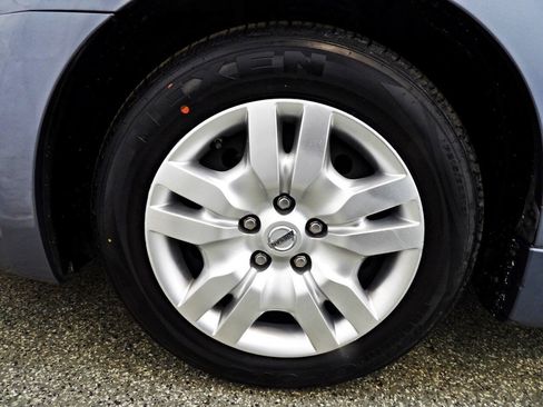 Used 2012 Nissan Altima 2.5 S w/ Value Pkg FWD image 17