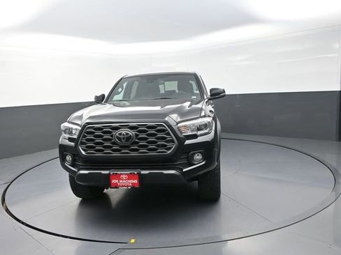 Used 2021 Toyota Tacoma TRD Off-Road AWD/4WD image 33
