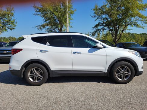 Used 2018 Hyundai Santa Fe Sport w/ 2.4L Value Package 02 image 4