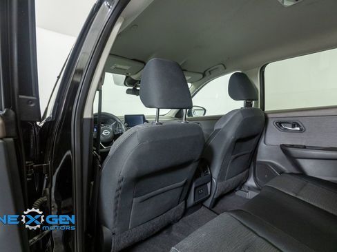 Used 2022 Nissan Rogue SV AWD/4WD image 26