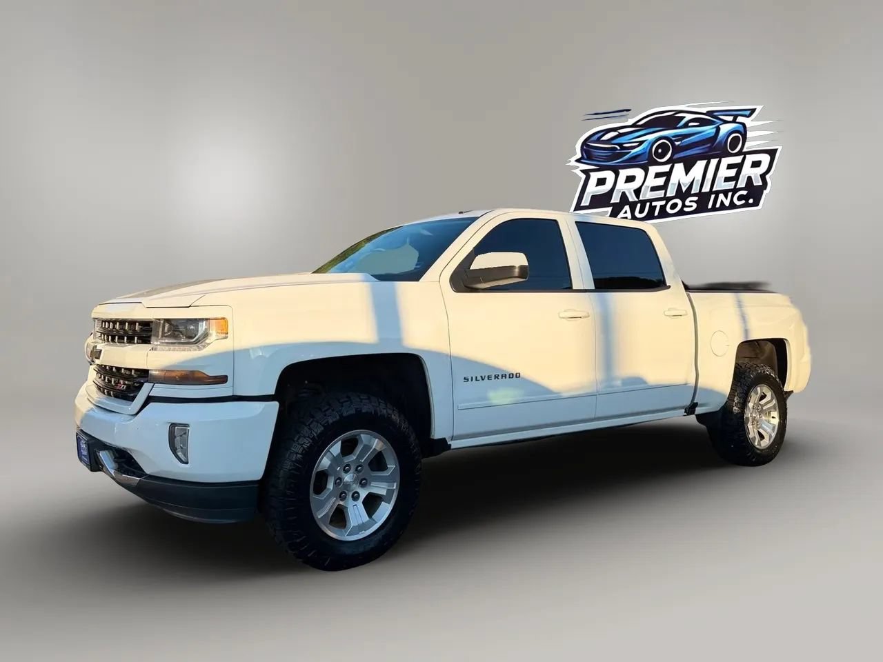 Used 2018 Chevrolet Silverado 1500 LT w/ All Star Edition AWD/4WD image 4