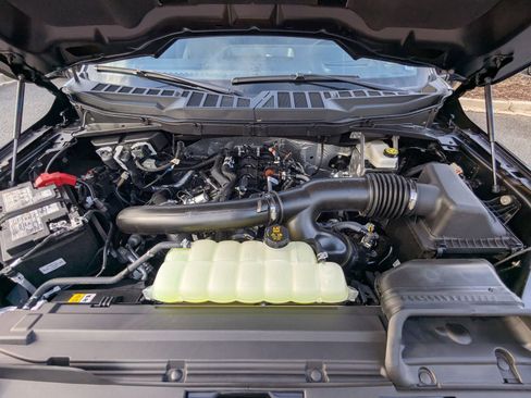 New 2025 Ford F150 Lariat w/ Equipment Group 502A High image 10