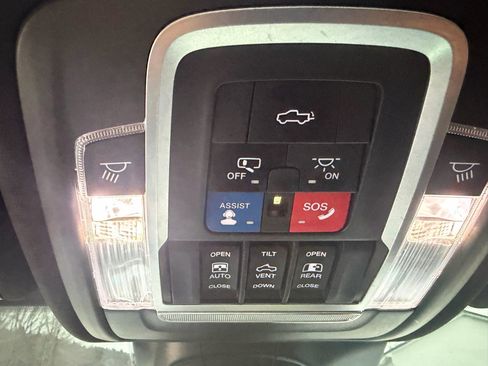 Used 2021 RAM 2500 Laramie image 39