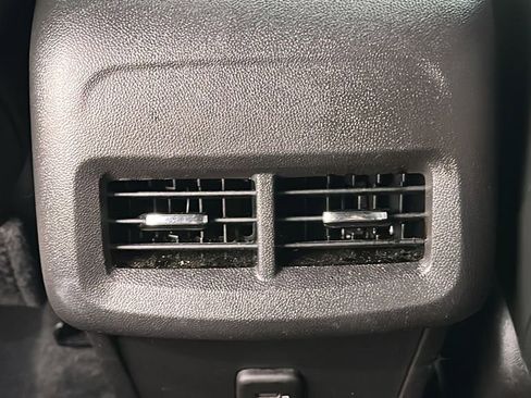 Used 2024 Chevrolet Equinox RS image 22