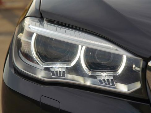 Used 2015 BMW X5 xDrive50i AWD/4WD image 26