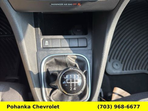 Used 2012 Volkswagen Golf 2-Door FWD image 14