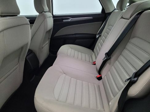 Used 2018 Ford Fusion S image 18