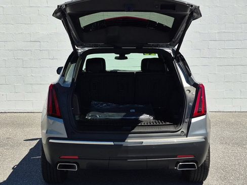 Used 2025 Cadillac XT5 Luxury AWD/4WD image 12