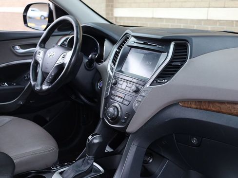 Used 2017 Hyundai Santa Fe FWD w/ SE Ultimate Tech Package 03 image 32