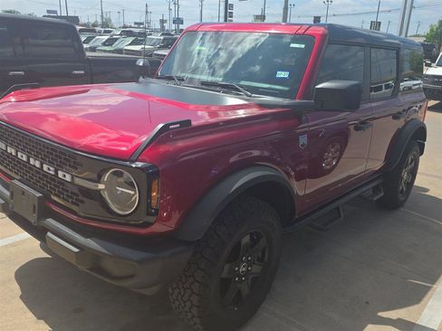 Used 2025 Ford Bronco Big Bend image 12