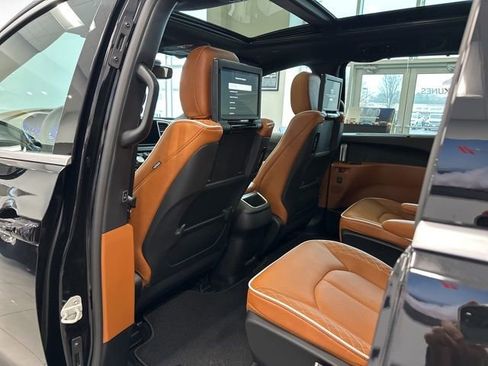 New 2026 Chrysler Pacifica Pinnacle image 23