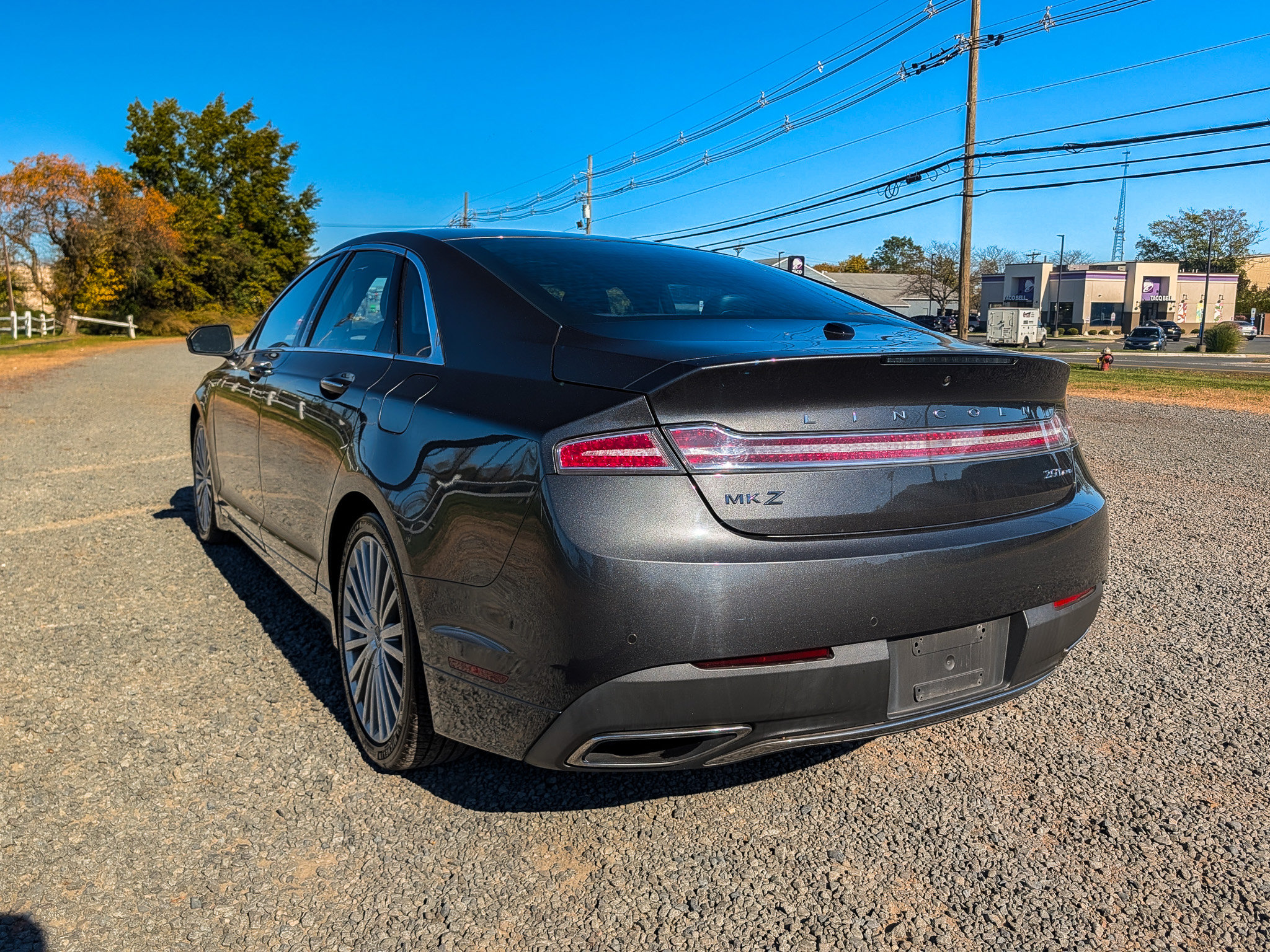 Used 2017 Lincoln MKZ Reserve w/ Climate Package AWD/4WD image 8