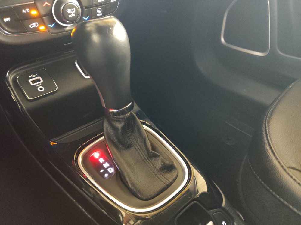 Used 2019 Jeep Compass Latitude FWD image 26