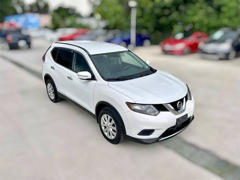 Used 2015 Nissan Rogue SL w/ SL Premium Package FWD image 18