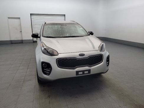 Used 2018 Kia Sportage LX w/ LX Popular Package image 14