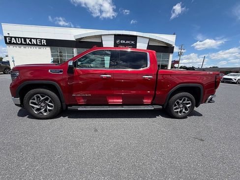 Used 2024 GMC Sierra 1500 SLT w/ SLT Premium Plus Package AWD/4WD image 7