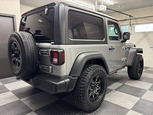 Used 2018 Jeep Wrangler Sport AWD/4WD image 8
