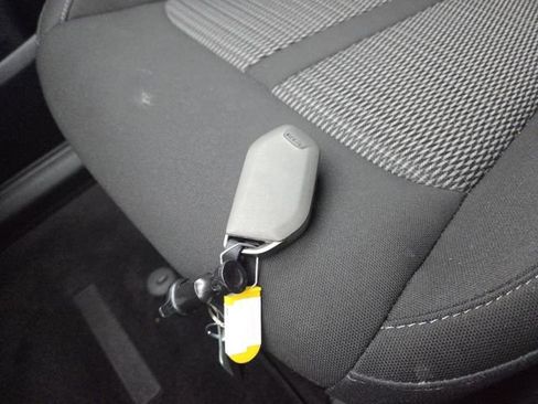 Used 2024 Kia Sorento LX image 34