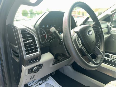 Used 2018 Ford F250 XLT w/ XLT Premium Package AWD/4WD image 21