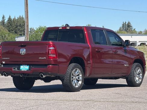 Used 2024 RAM 1500 Laramie AWD/4WD image 2