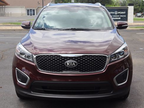 Used 2016 Kia Sorento LX w/ LX Convenience Package AWD/4WD image 12