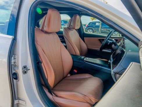 Certified 2024 Mercedes-Benz E 350 4MATIC Sedan image 24