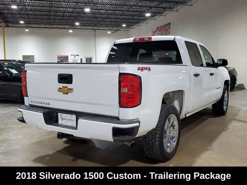 Used 2018 Chevrolet Silverado 1500 Custom w/ Custom Value Package AWD/4WD image 10