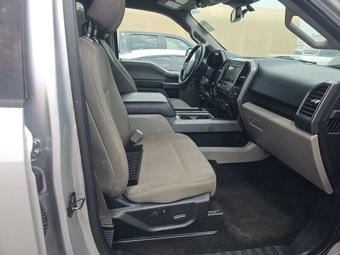 Used 2019 Ford F150 XLT w/ Equipment Group 302A Luxury AWD/4WD image 10