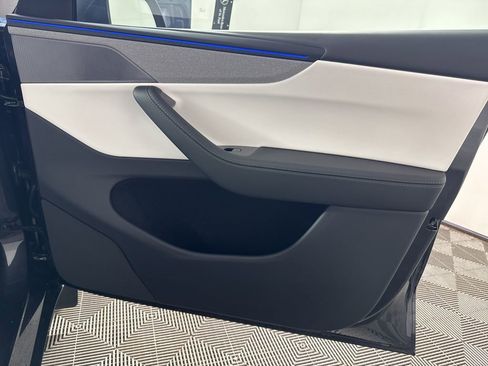 Used 2026 Tesla Model Y Long Range image 21