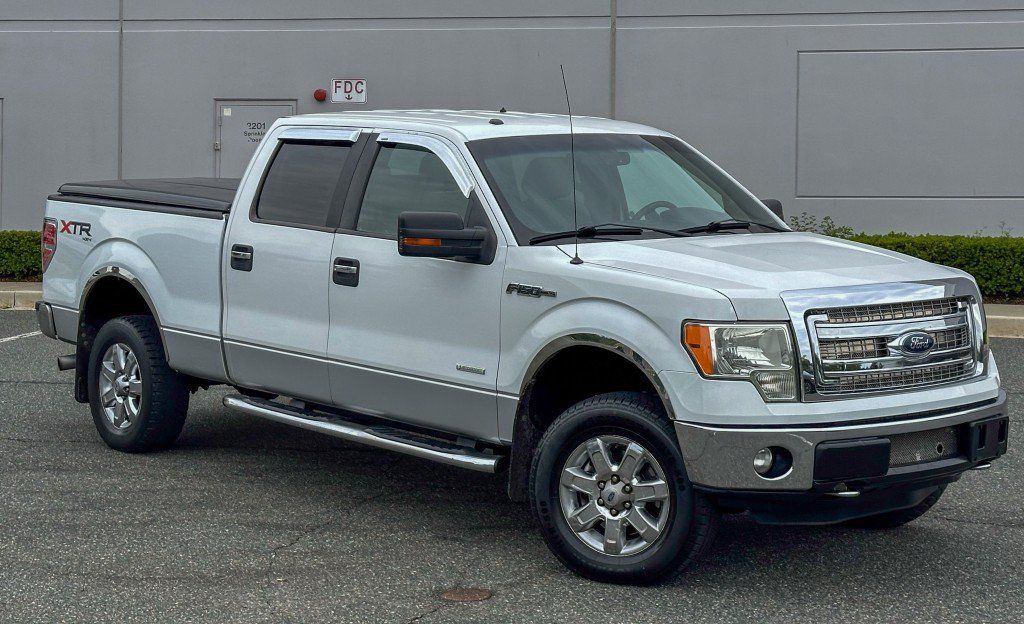 Used 2013 Ford F150 XLT w/ Luxury Equipment Group AWD/4WD image 11