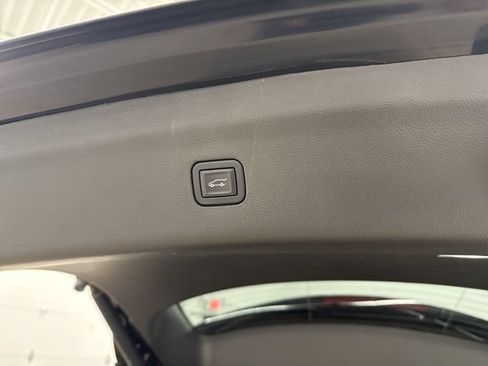 Used 2021 Buick Enclave Preferred w/ LPO, Floor Liner Package FWD image 28
