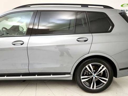 Used 2026 BMW X7 xDrive40i AWD/4WD image 23