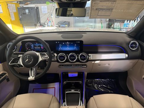 New 2026 Mercedes-Benz GLB 250 4MATIC image 20