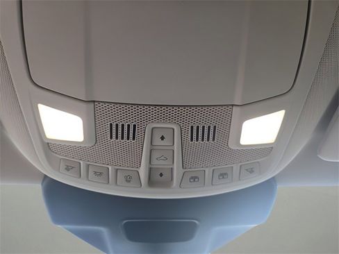 Used 2019 Lincoln Nautilus Reserve image 19