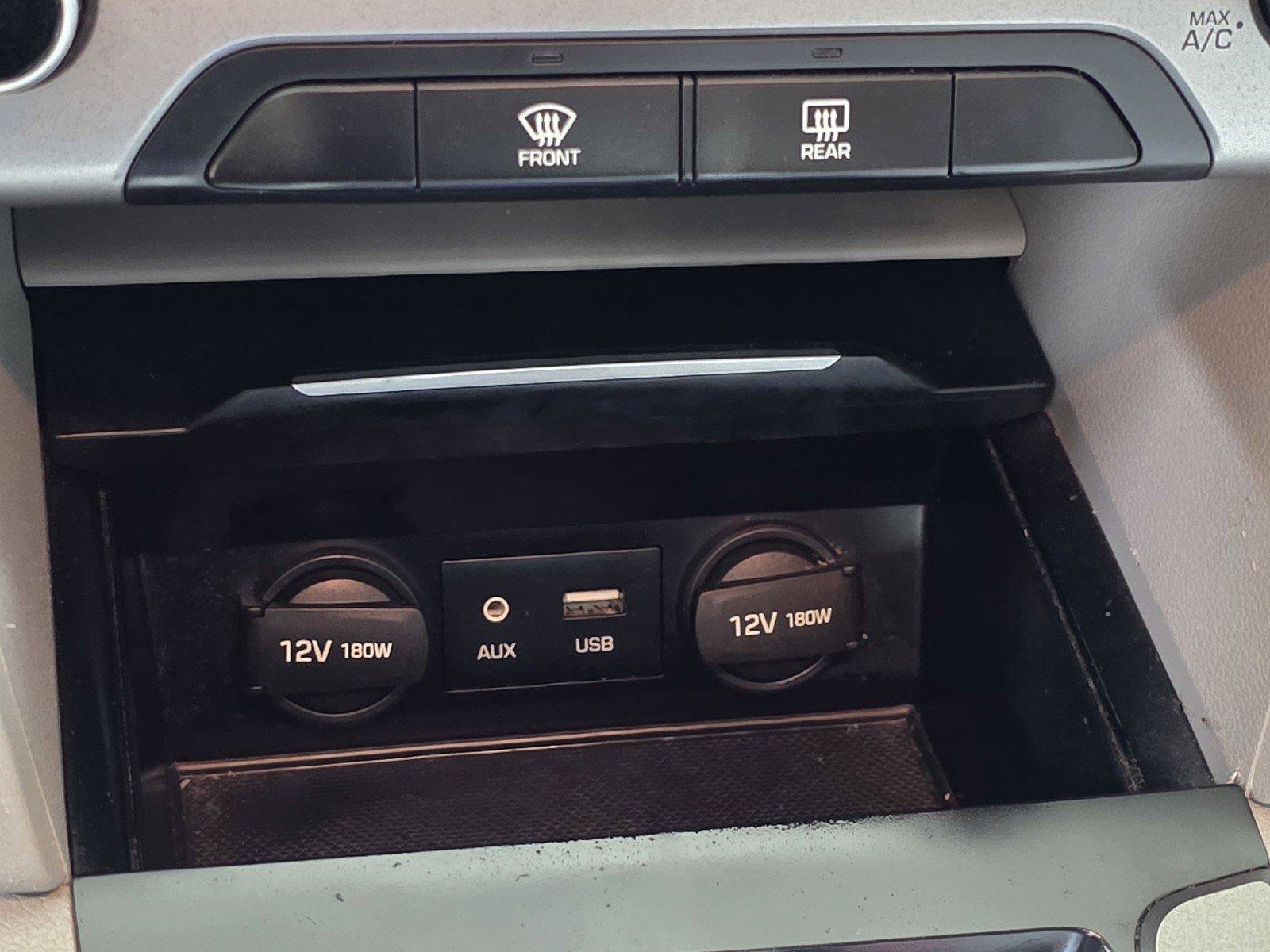 Used 2017 Hyundai Elantra SE FWD image 28