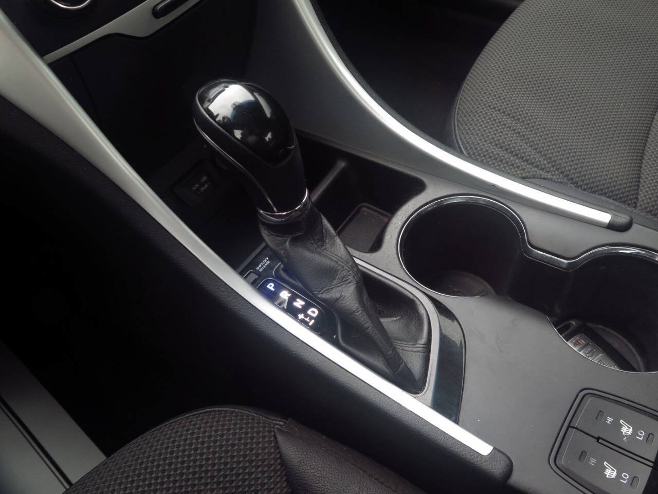 Used 2013 Hyundai Sonata SE FWD image 10