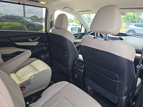 Used 2019 Subaru Ascent Limited AWD/4WD image 38