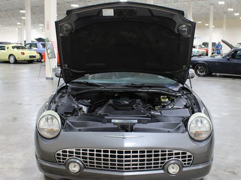 Used 2003 Ford Thunderbird RWD image 16