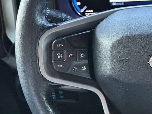 Used 2023 Ford Bronco Badlands w/ Sasquatch Package image 26