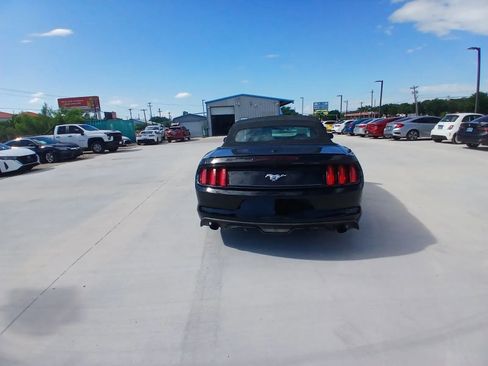 Used 2016 Ford Mustang Premium RWD image 6