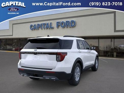 New 2026 Ford Explorer Active w/ Active Comfort Package image 8