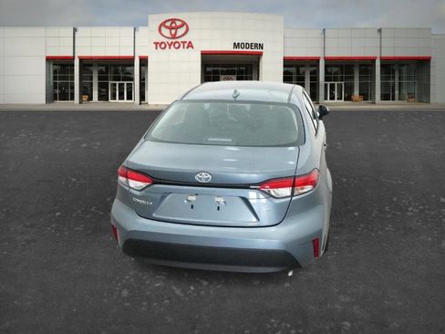 New 2026 Toyota Corolla LE FWD image 4